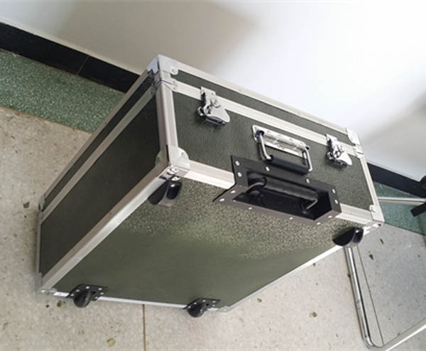 �ӏ����U܊�G��